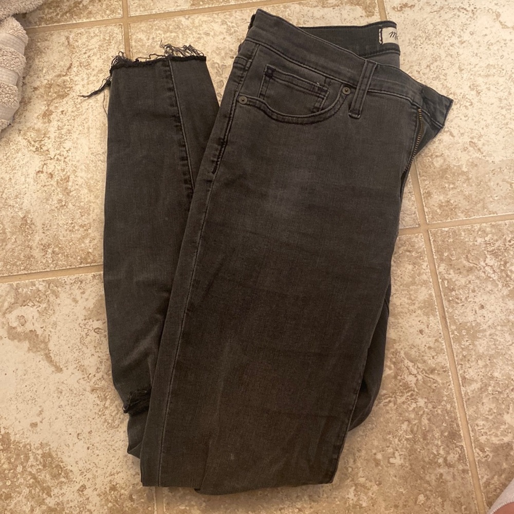 9” Midrise stretch skinny jeans